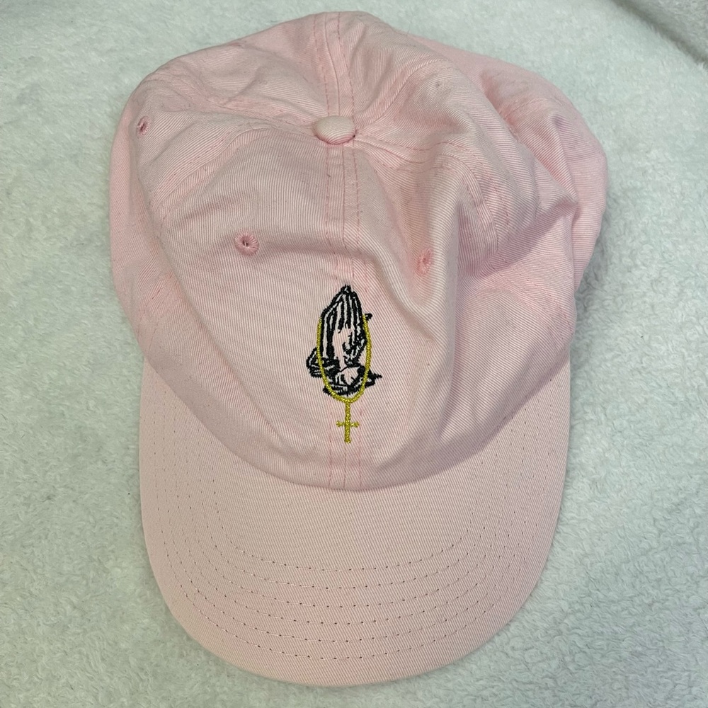 ✨SALE-ONLY TILL FRIDAY✨Praying hands hat
